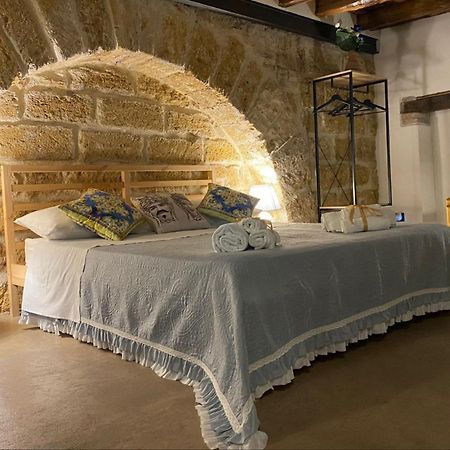 Il Siciliano Home Palermo Bagian luar foto